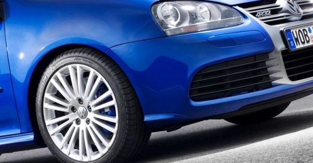 2008 Volkswagen Golf R32 5D  第4張相片
