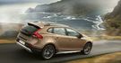 2015 Volvo V40 Cross Country D4豪華版  第2張縮圖