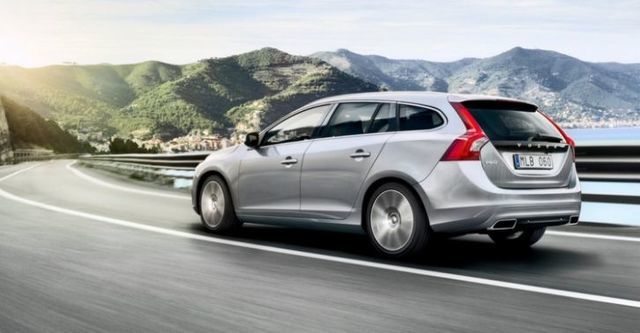 2015 Volvo V60 D4 旗艦版  第3張相片