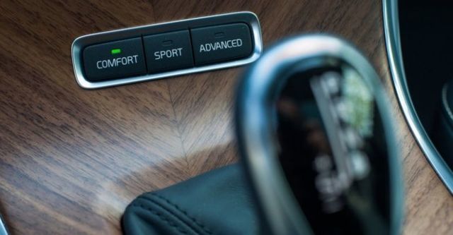 2015 Volvo XC60 T5 R-Design  第7張相片