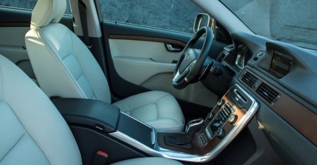 2015 Volvo XC70 D4 旗艦版  第8張相片
