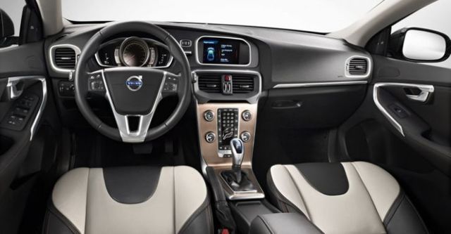 2014 Volvo V40 Cross Country D2旗艦版  第7張相片