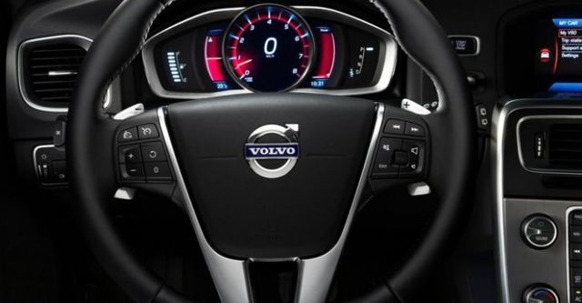 2014 Volvo V60 D4 旗艦版  第8張相片