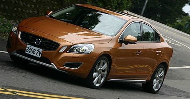 2013 Volvo S60 D4 豪華版  第1張相片