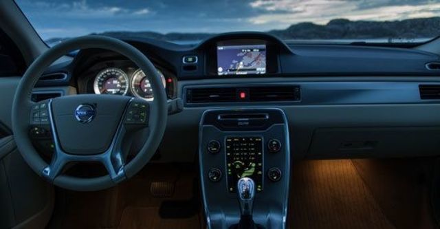 2013 Volvo S80 D5 豪華版  第4張相片