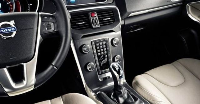 2013 Volvo V40 T4旗艦版  第10張相片