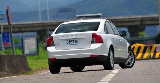 2011 Volvo S40 2  第3張相片