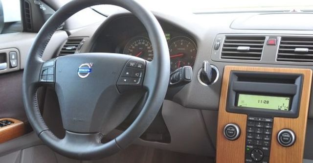 2010 Volvo S40 2  第11張相片