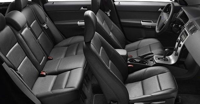 2010 Volvo V50 2.0  第8張相片