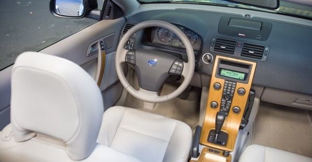 2009 Volvo C70 T5  第5張相片
