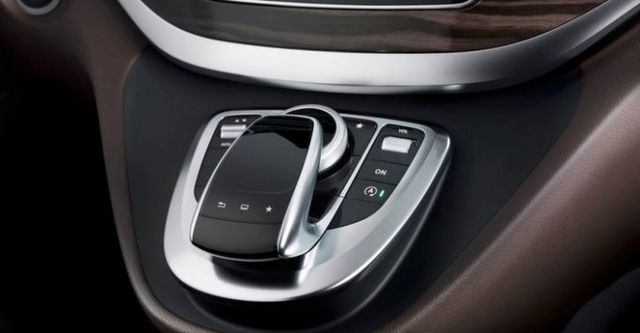 2015 M-Benz V-Class V250d  第10張相片