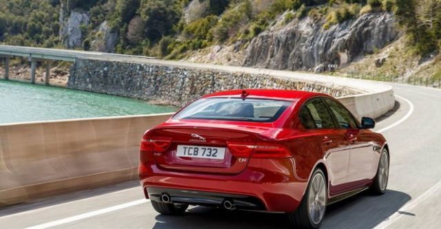 2015 Jaguar XE S  第7張相片