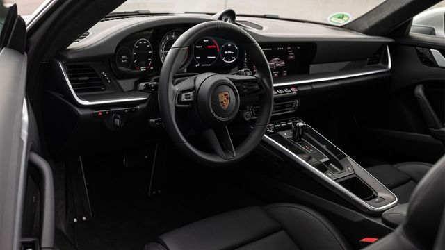 2021 Porsche 911 Turbo S Coupe  第5張相片