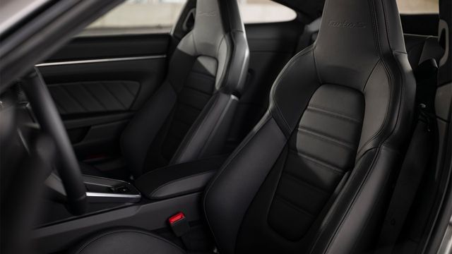 2021 Porsche 911 Turbo S Coupe  第8張相片