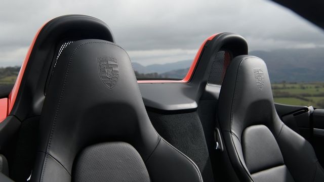 2021 Porsche Boxster 2.0  第8張相片
