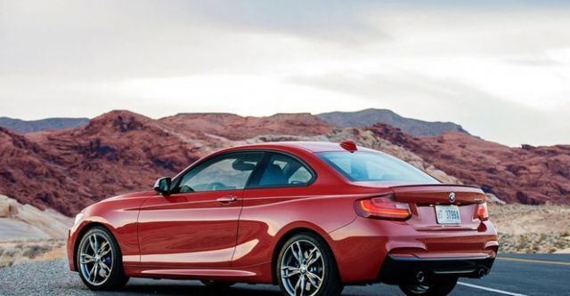 2016 BMW 2-Series M235i  第2張相片