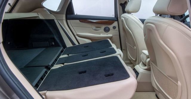 2016 BMW 2-Series Active Tourer 218d  第8張相片