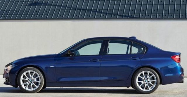 2016 BMW 3-Series Sedan 318d  第2張相片
