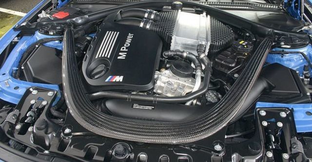2016 BMW 3-Series Sedan M3  第9張相片