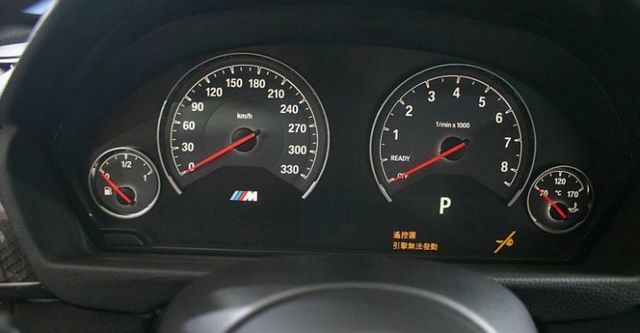 2016 BMW 3-Series Sedan M3  第10張相片