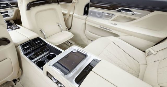 2016 BMW 7-Series 740Li Luxury  第7張相片