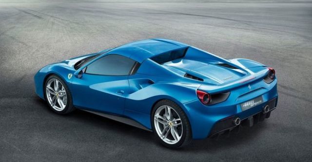 2016 Ferrari 488 Spider V8  第7張相片