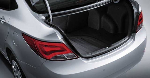 2016 Hyundai Verna 1.6雅緻型時尚款  第7張相片
