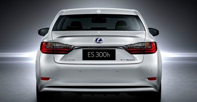 2016 Lexus ES 300h頂級Navi版  第2張相片