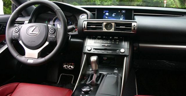 2016 Lexus IS 200t F Sport版  第5張相片