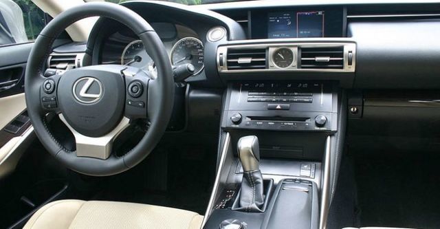 2016 Lexus IS 200t豪華版  第6張相片