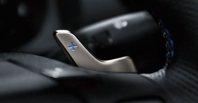 2016 Lexus RC F  第8張相片