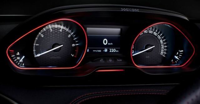 2016 Peugeot 208 GTi  第8張相片