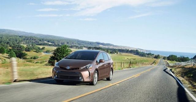 2016 Toyota Prius α 1.8  第5張相片