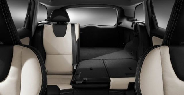 2016 Volvo XC60 D4 豪華版  第10張相片