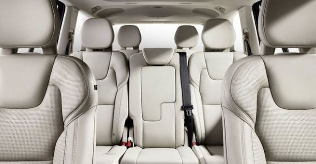 2016 Volvo XC90 D4 Momentum+七人座  第6張相片