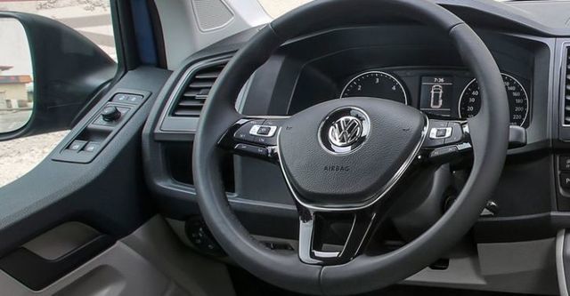 2016 Volkswagen Caravelle L 2.0 TDI 75kW M5  第10張相片