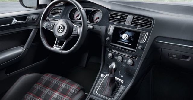 2016 Volkswagen Golf GTI  第9張相片