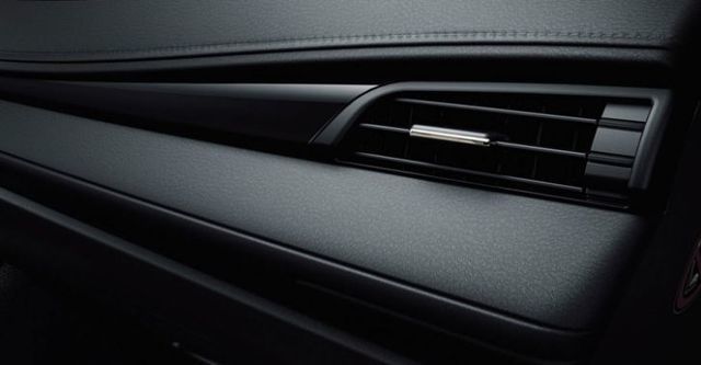 2016 Toyota Yaris 1.5經典Style+  第10張相片