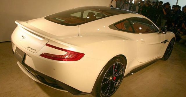 2016 Aston Martin Vanquish 6.0 V12  第4張相片