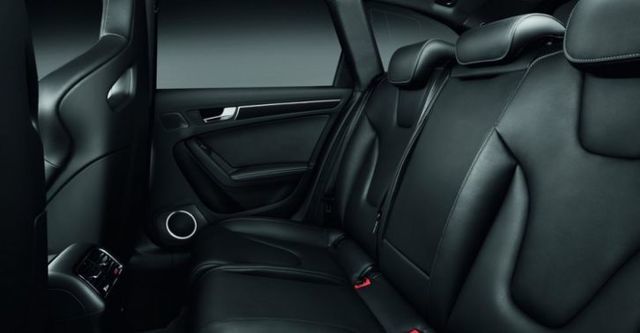 2016 Audi A4 Avant RS4  第10張相片