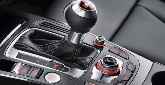 2016 Audi A4 Avant S4  第10張相片