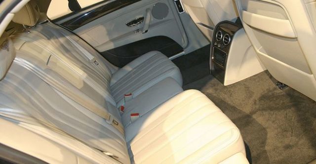 2016 Bentley Flying Spur 6.0 W12  第4張相片