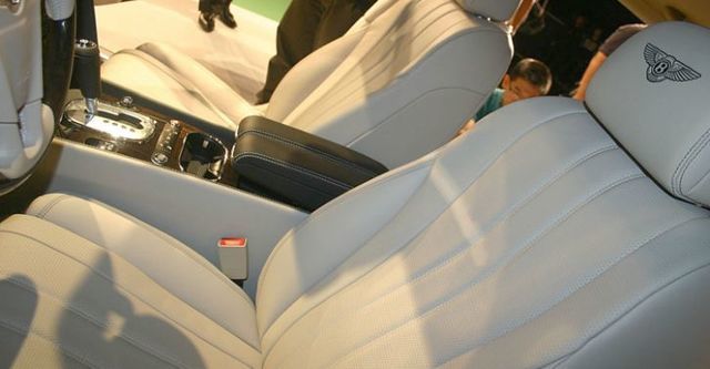 2016 Bentley Flying Spur 6.0 W12  第7張相片