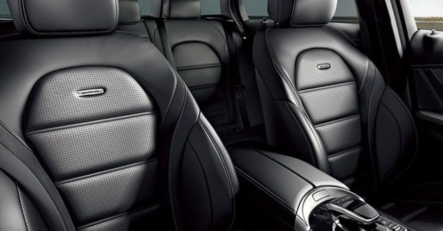 2016 M-Benz C-Class Sedan AMG C63  第8張相片