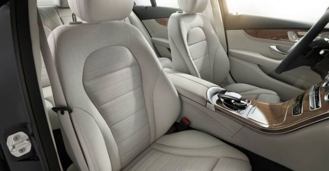 2016 M-Benz C-Class Sedan C180  第10張相片