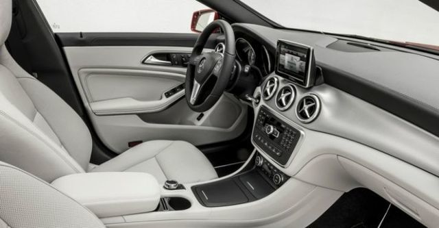 2016 M-Benz CLA Shooting Brake CLA200  第7張相片