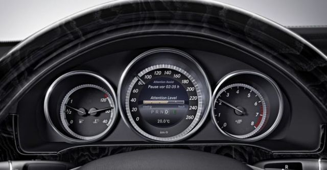 2016 M-Benz E-Class Sedan E250 Avantgarde  第9張相片