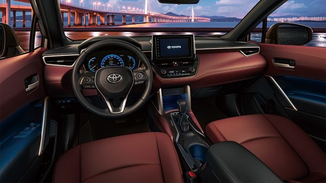 2021 Toyota Corolla Cross 1.8 Hybrid旗艦  第7張相片