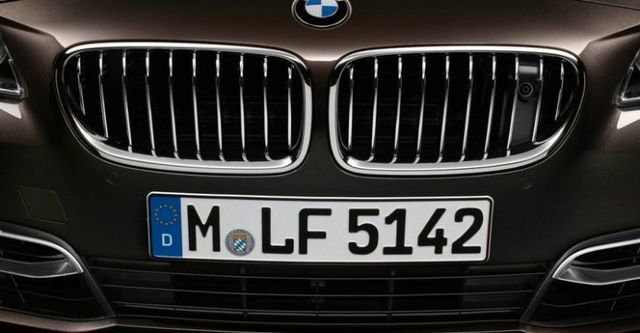 2016 BMW 5-Series Sedan 520d  第3張相片