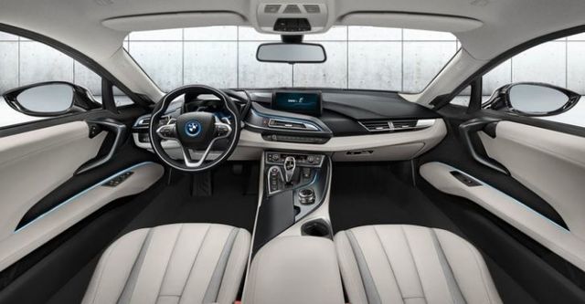 2016 BMW i8 Coupe  第6張相片